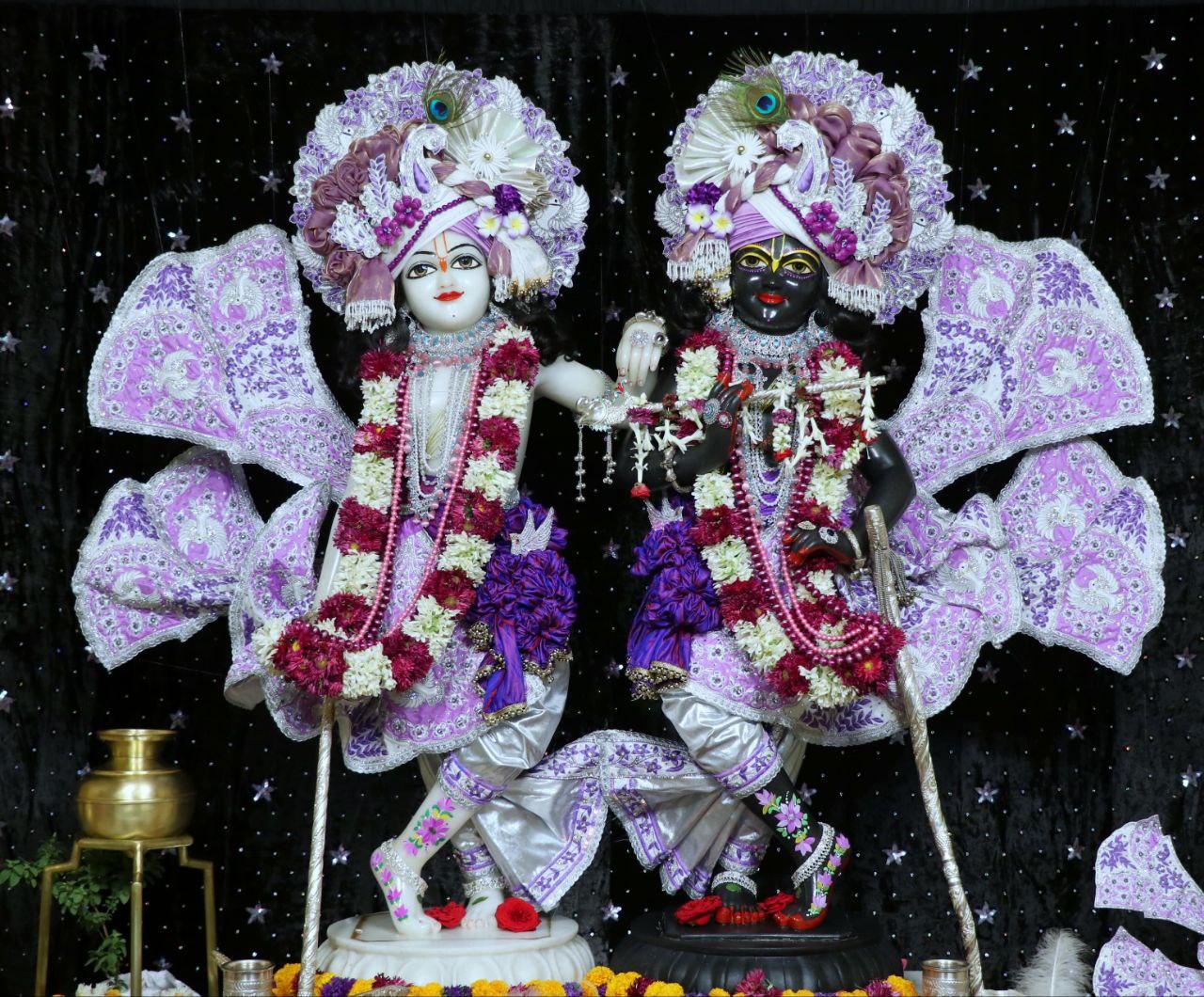 Shringar Seva Shringar Seva